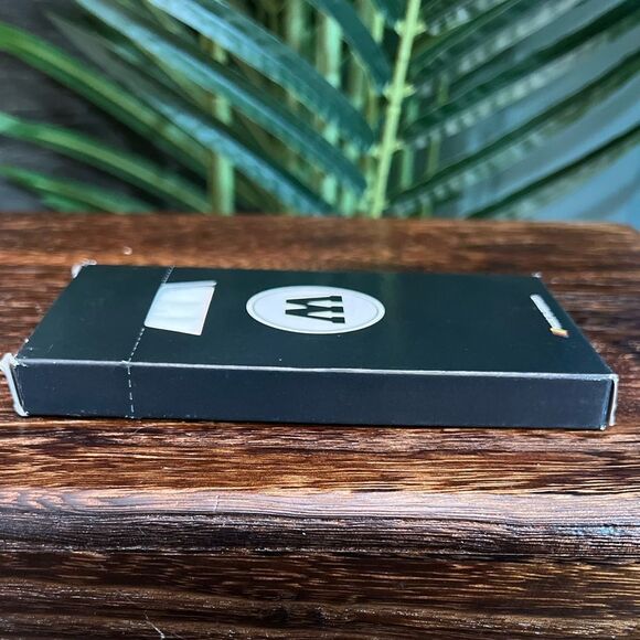 Molotow One4All Acrylic Pump Marker in Signal White. 2mm Fine Tip. 6-Pack. NIB! - Picture 6 of 11